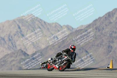 media/Dec-01-2025-Moto Forza (Mon) [[2daa91e15f]]/2-Intermediate Group/Session 4 Turn 9/